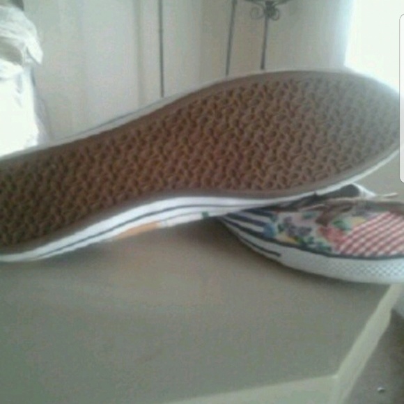COPY - Coach patchwork slip ons - Picture 3 of 3